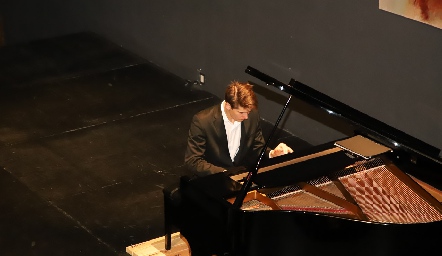  Concierto de Vladimir Petrov.