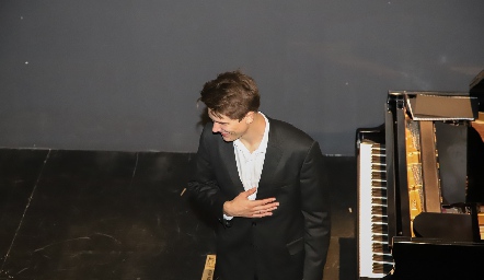  Concierto de Vladimir Petrov.