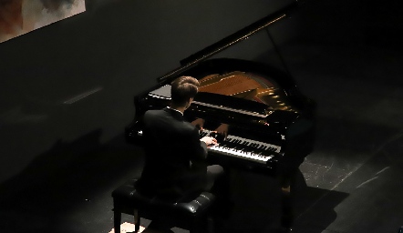  Concierto de Vladimir Petrov.