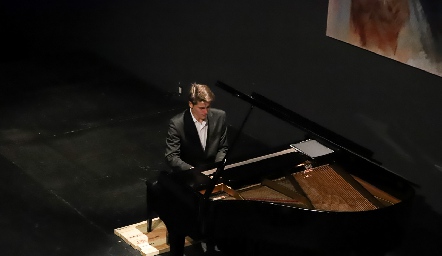  Concierto de Vladimir Petrov.