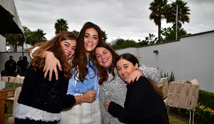 Marijó Motilla, Scarlett Garelli,Sofía González y Aurora Martínez.