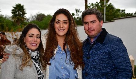 Andrea Lorca, Scarlett Garelli y Héctor Gordoa.