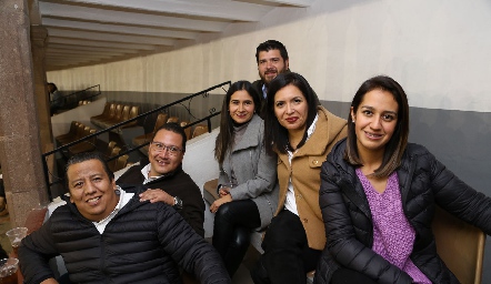  Javier Arriaga, Ramón Méndez, Emmanuel Martínez, Adriana Alvarado y Lorena Castillo, Jessica Alba.