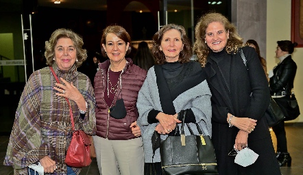 Josefina, Martha, Lila y Luzma.