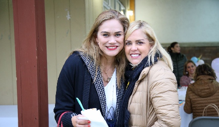 Dánae Enríquez y María Esther Guerra.