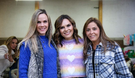  Elsa, Alejandra y Lupita.