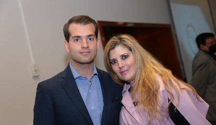  Pablo Zendejas y Silvia Foyo.