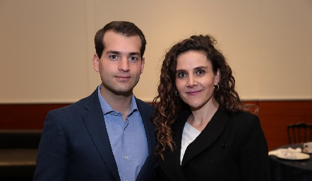  Pablo Zendejas y Carla Gil.