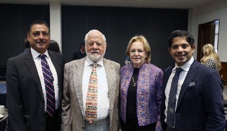  Héctor D’Argence, Guillermo Pizzuto, Lynnette Pizzuto y Guillermo Padrón.