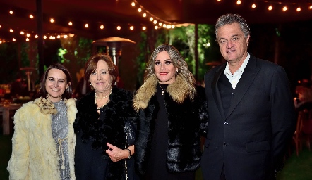 Ana Díaz, Lucía Meade, Lucía Rueda y Omar Díaz.