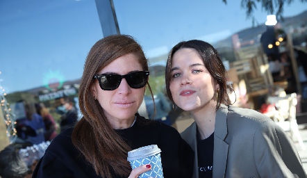  Lorena Sarabia y María Luisa Cárdenas.