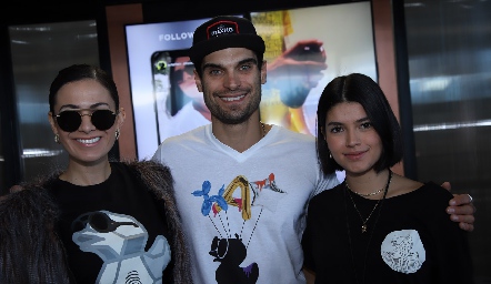  Gaby Fernández, Thiago Suárez y Ana Sofía Santoyo.