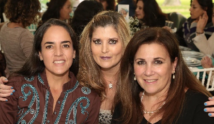  Nancy Puente, Silvia Foyo y Judith Massa.