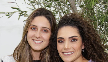  Miriam Díaz Infante y Paola Zepeda.