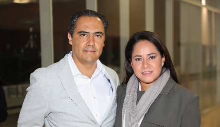  Humberto Lira y Alejandra Araujo.