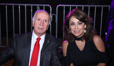  Manuel Castanedo y Lelia Acosta.