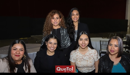  Liliana Beltrán, Antonieta Banda, Fernanda Espinosa, Verónica Hernández, Ana Moreno y Fernanda Ibarra.