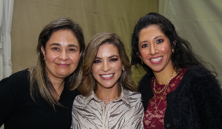  Karla Arredondo, Alejandra Gutiérrez y Paulina Linares.