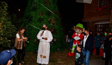 Encendido Árbol Villa Christmas.