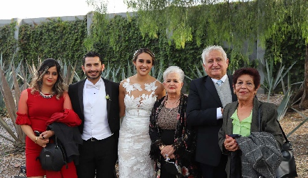  Marcela Martínez, Ximena Delgadillo, Francisco González, Irma Velez, Raúl Velez y Pita Nieto.