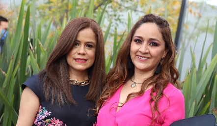  Norma Estrada y Norma Rodríguez.