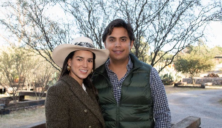  Sandra Villalobos y Mario Martell.