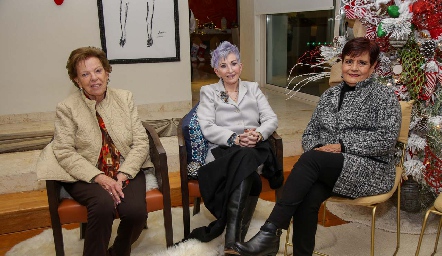  Güera López, Guadalupe Aguilar y María del Carmen Mancilla, abuelas de los novios.