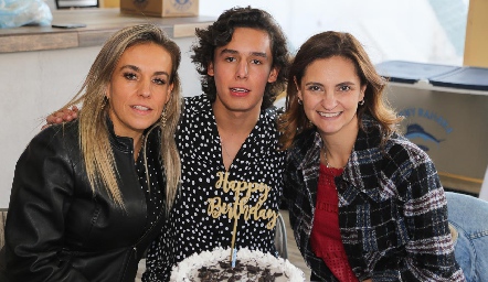  Mónica Torres, Juan Pablo Ruiz y Rosamary Rosillo.
