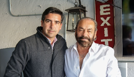  Manuel Labastida y Oscar Torres Corzo.