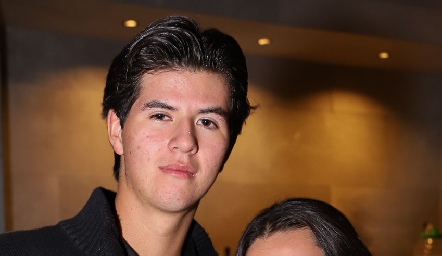  Andrés González y María José García.