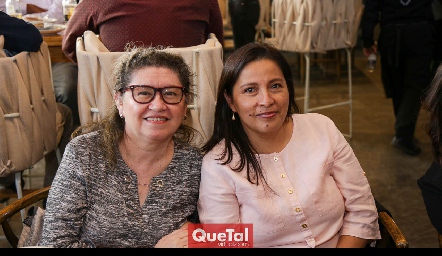  Guadalupe y Ana Luisa.