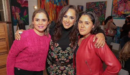  Ximena Martínez, Mariza Calderón y Maria Espinosa.