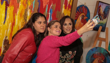  Exposición de Ximena y Mariza.