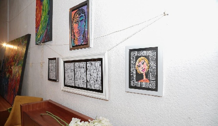  Exposición de Ximena y Mariza.