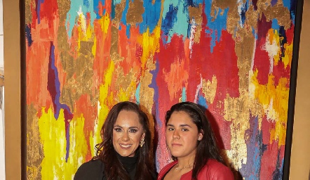  Mariza Calderón y María Espinosa.