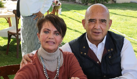  Mari Lupe Espinosa y Alejandro Leal.