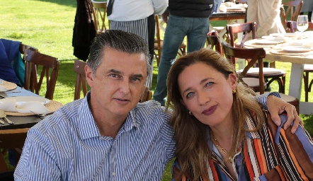  Jorge Narváez y Lilian Muñoz.