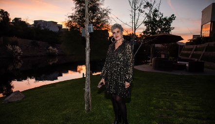 María Luisa Otero.