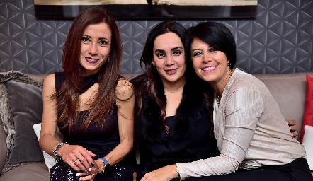  Sandra Sánchez, Lorena Orozco y Zayra Rios.