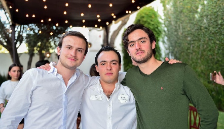 Santiago Corripio, Diego González y Rodrigo Abud.