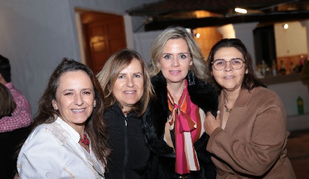  Yolanda Gocher, Marlú Mendizábal,  Paty Annette Díaz de León y Paty Valadés.