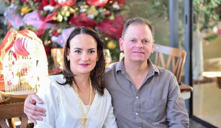 Lorena González y Guillermo Ochoa.