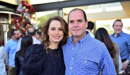 Ana Hernández y Alejandro Villalobos.