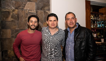  Gerardo Lomelí, VíctorPaulin y Juan Carlos Dildox.