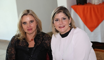  Karla Saucedo y Carla Verástegui.