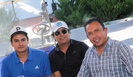  Juan Pablo Rodríguez, Juan Carlos y Alberto Díaz de León.