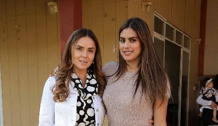  Claudia Pérez y Bárbara Berrones.