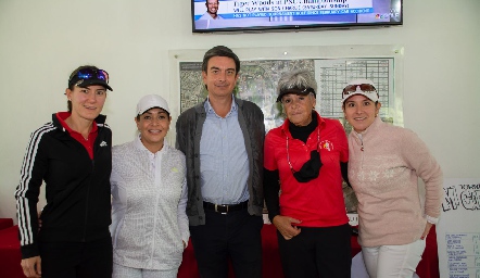 Paulina Vivanco, Alejandra Pérez, Oscar Silos, Paty del Peral y Erika Von Der Meden.