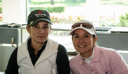  Claudia Díaz Infante y Erika Von Der Meden.