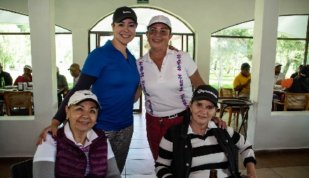  Rosy Martínez, Angie Gutiérrez, Marcela Rangel y Rocío Dávila.